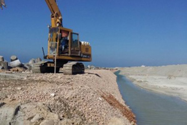 Breakwater of the new port in Alexandria with length of 5 km (16)